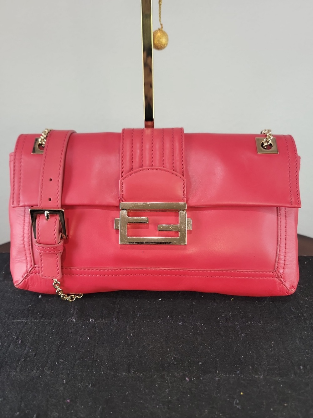•FENDI• Baguette chain shoulder bag